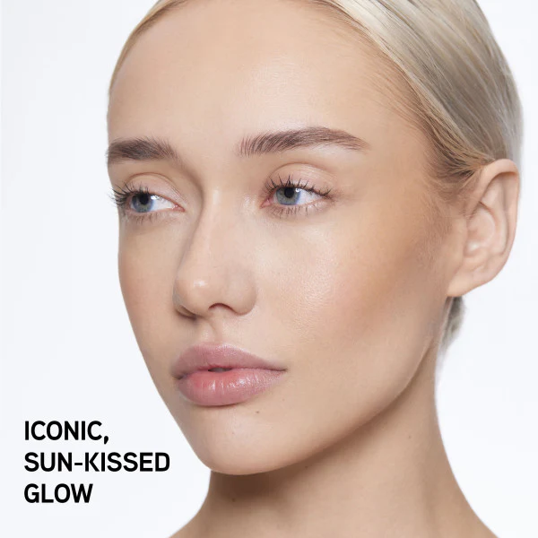 Bronze Booster™ Sun Bronzer Glow Activated Pressed Bronzer - Image 4